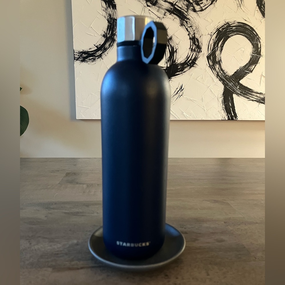 STARBUCKS Water Bottle Cup Stainless Steel Navy Blue 20 oz Tumbler Octagon Hook